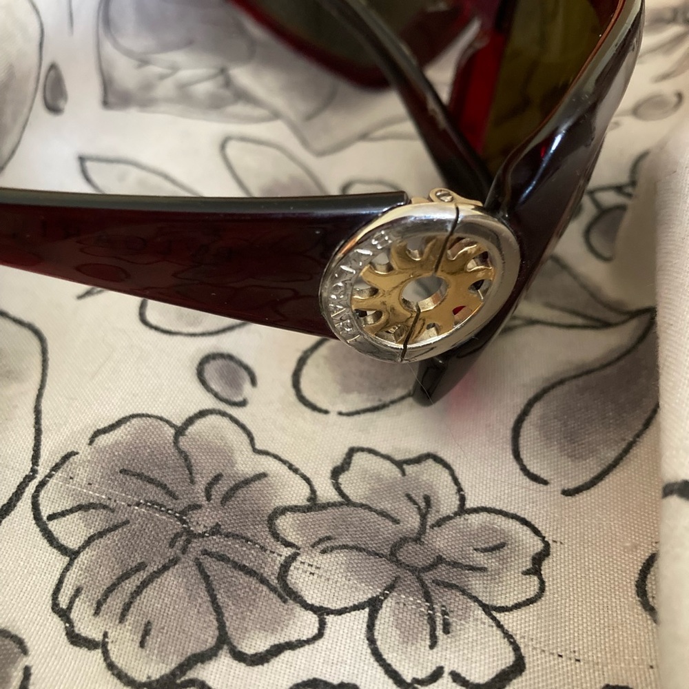 Bulgari sunglasses - Picture 2 of 3